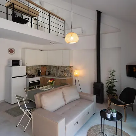 Osiris - Cozy Sea Walk Lodge With Private Garden Nea Makri Exterior photo