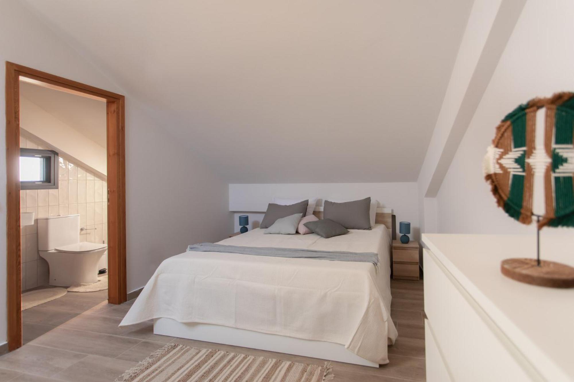 Osiris - Cozy Sea Walk With Private Garden